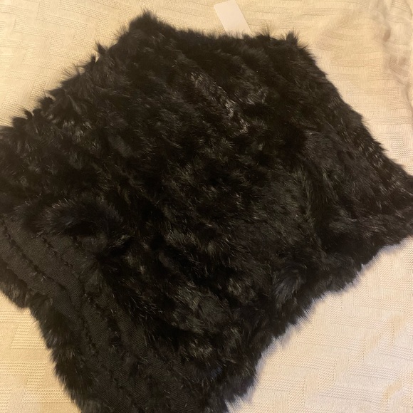Rabbit Fur Shawls KnittedPonchos - Picture 7 of 7